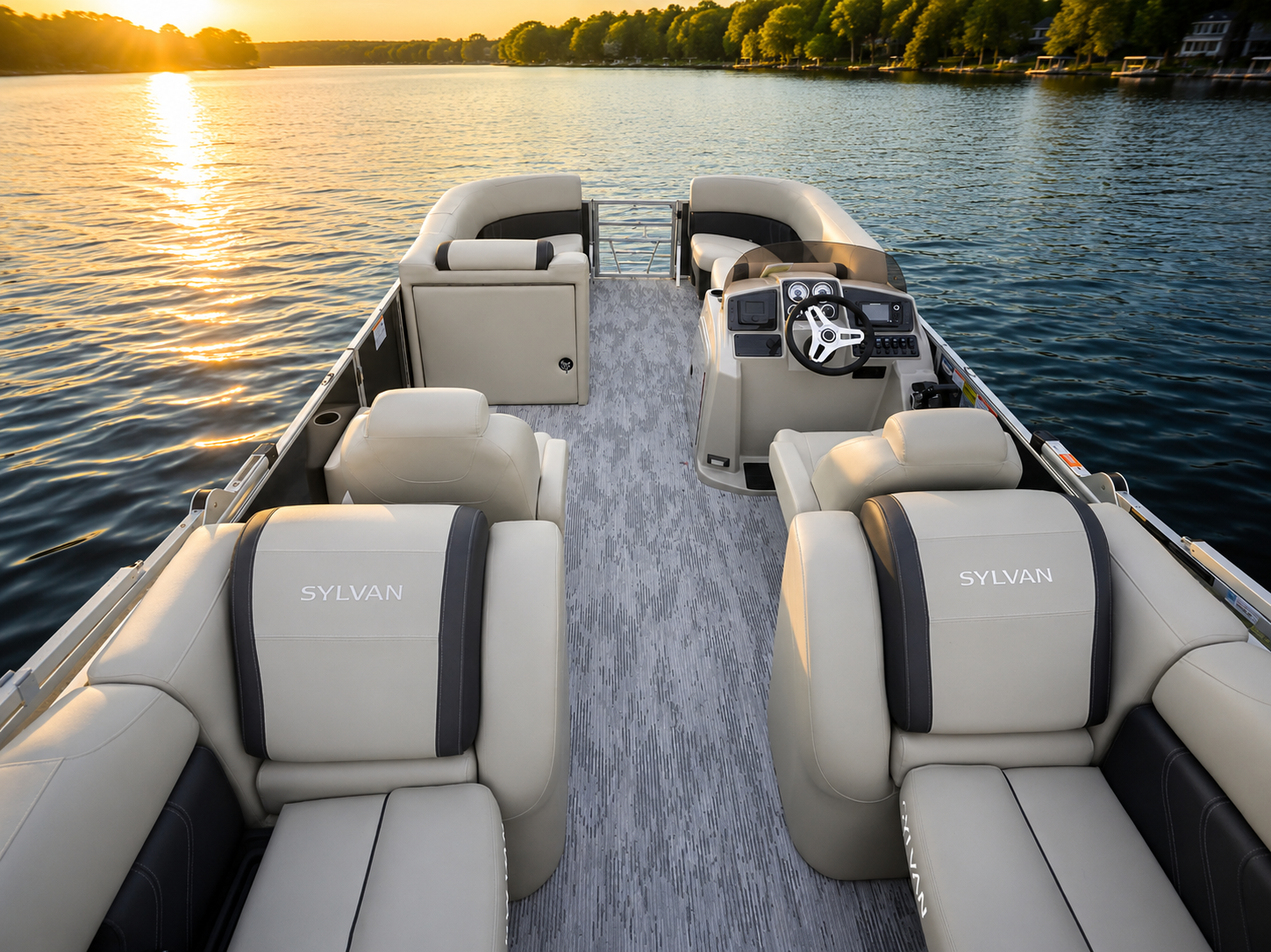 Pontoon interior